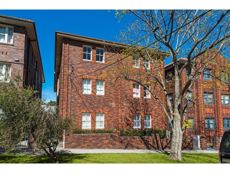 2/23A Allens Parade, Bondi Junction NSW 2022