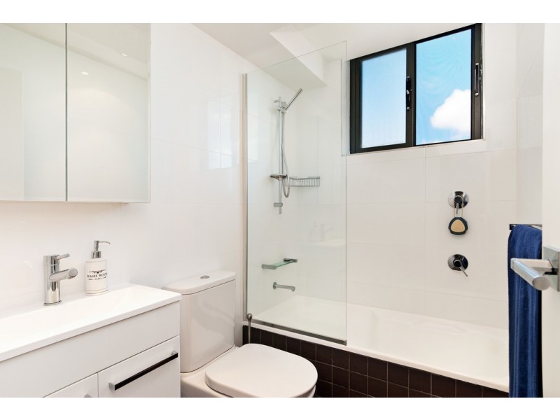 32/16 Boronia Street, Kensington NSW 2033