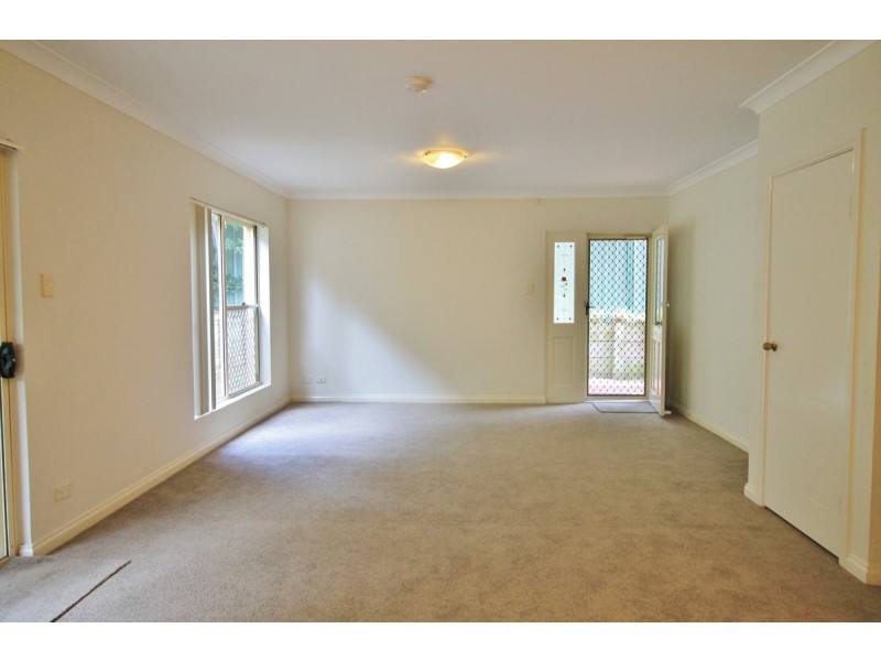 4/17 New Orleans Crescent, Maroubra NSW 2035