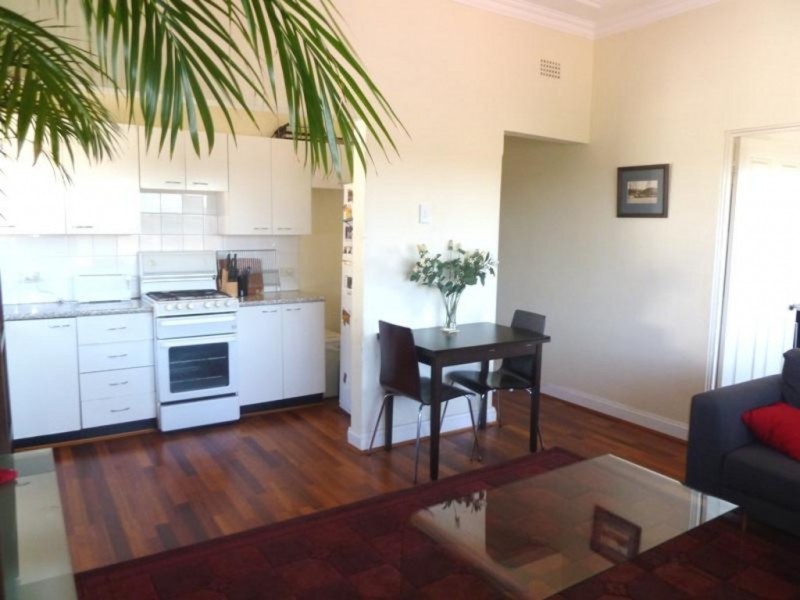 U/98 Coogee Bay Rd, Coogee NSW 2034