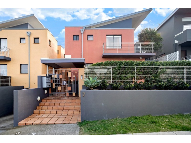 1/7 Alexander Street, Tamarama NSW 2026