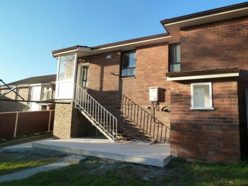 18 Lasseter Avenue, Chifley NSW 2036