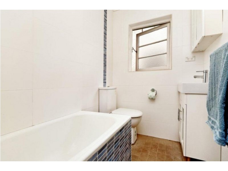 98 Coogee Bay Road, Coogee NSW 2034