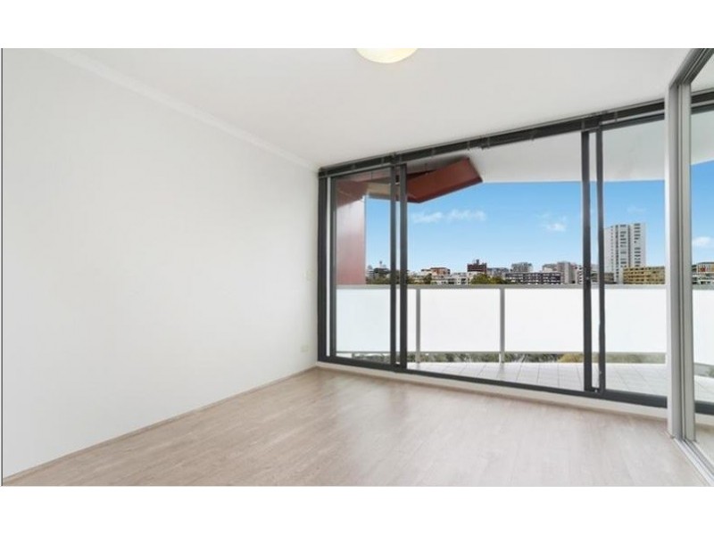 32/28 Gadigal Avenue, Zetland NSW 2017