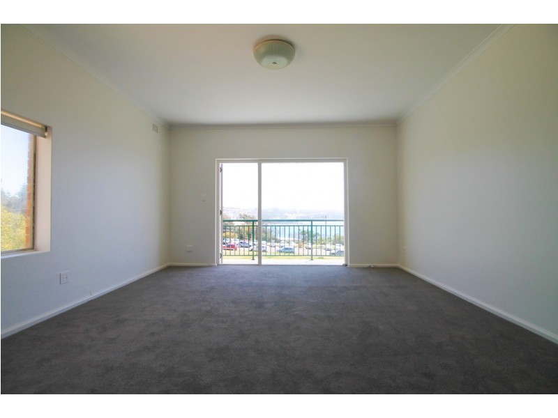 4/2A Wolseley Road, Coogee NSW 2034