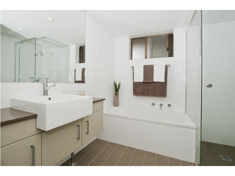 2/42 Doncaster Avenue, Kensington NSW 2033