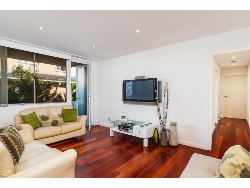 U/857 Anzac Parade, Maroubra NSW 2035