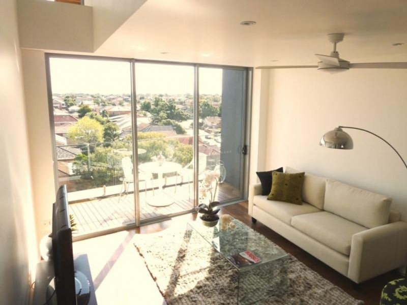 U/693 Anzac Parade, Maroubra NSW 2035