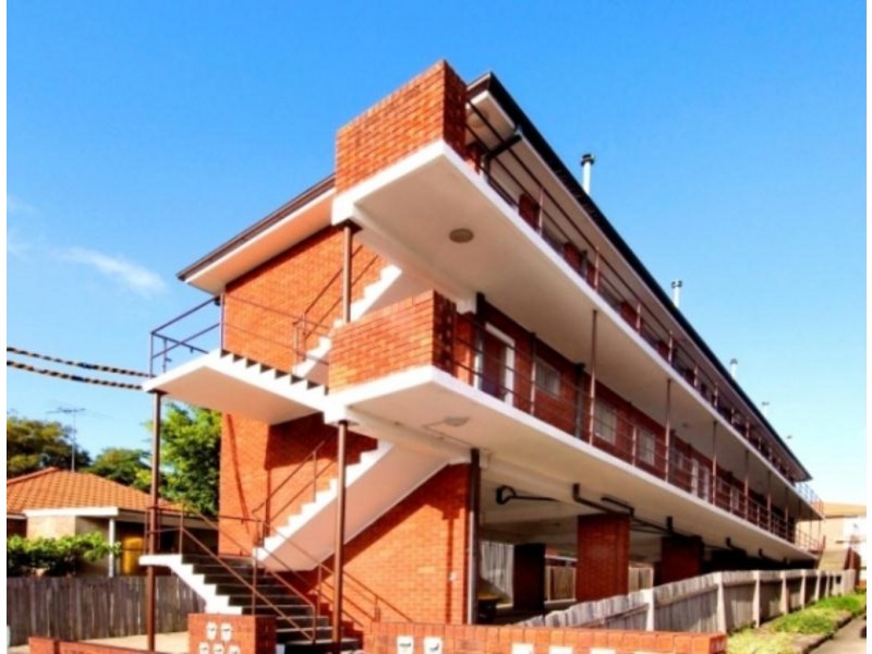 LUG/2 Houston Road, Kensington NSW 2033