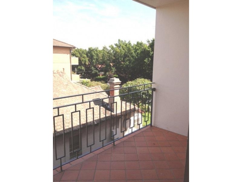 UU/44 Waratah Ave, Randwick NSW 2031