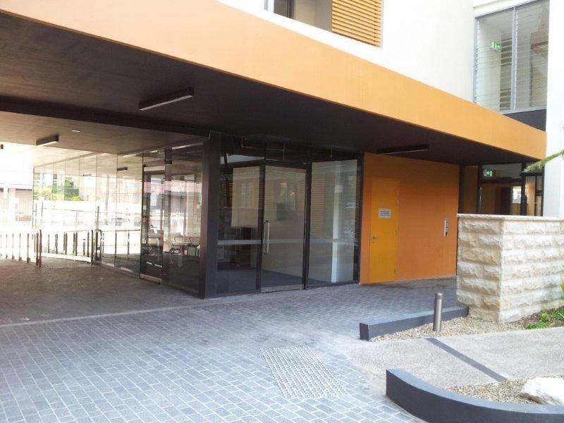 R02/112-124 Anzac Parade, Kensington NSW 2033
