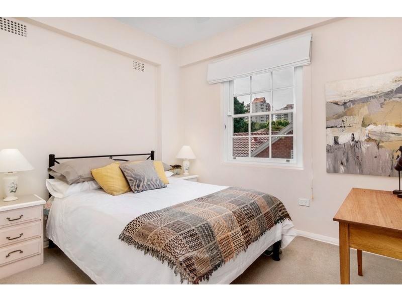 17/5-11 Samuel Terry Avenue, Kensington NSW 2033