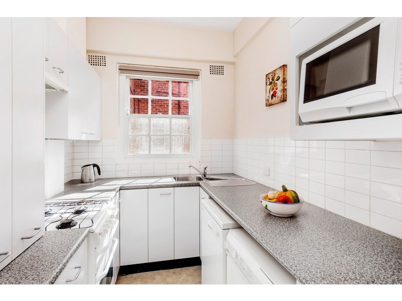 17/5-11 Samuel Terry Ave, Kensington NSW 2033