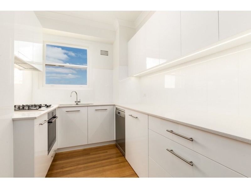 25/22 Roslyn Gardens, Elizabeth Bay NSW 2011