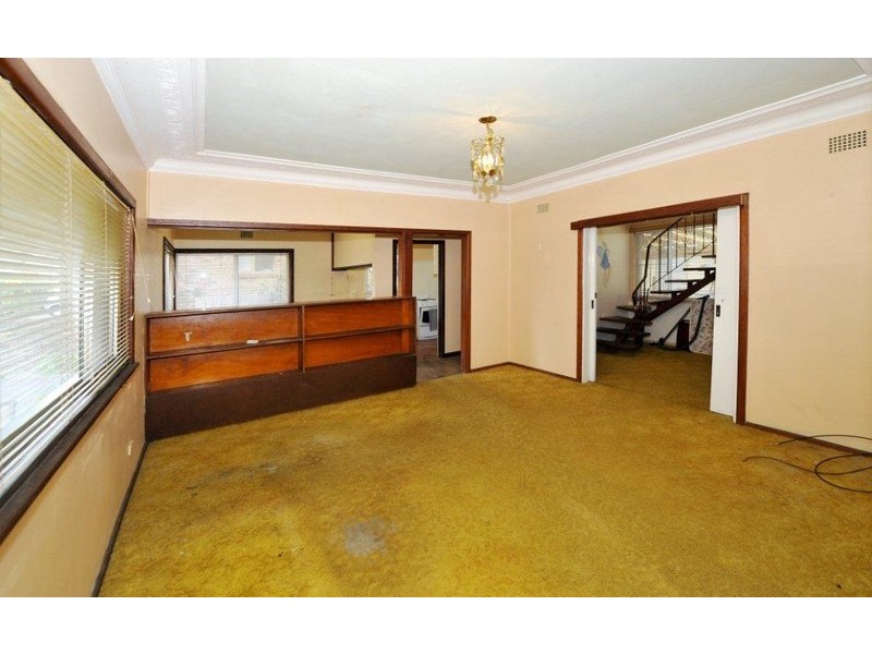 29 Carnegie Circuit, Chifley NSW 2036