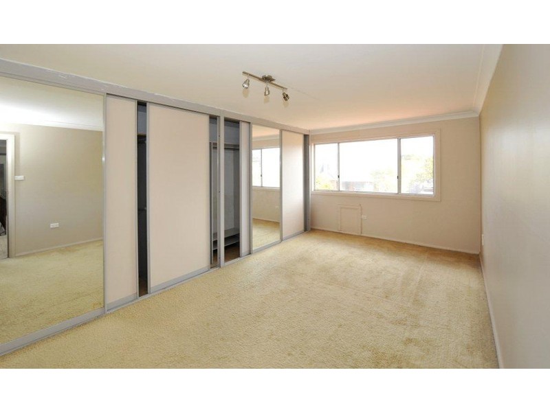 29 Carnegie Circuit, Chifley NSW 2036