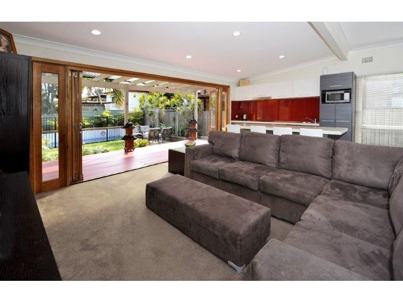 90 Stephen, Botany NSW 2019