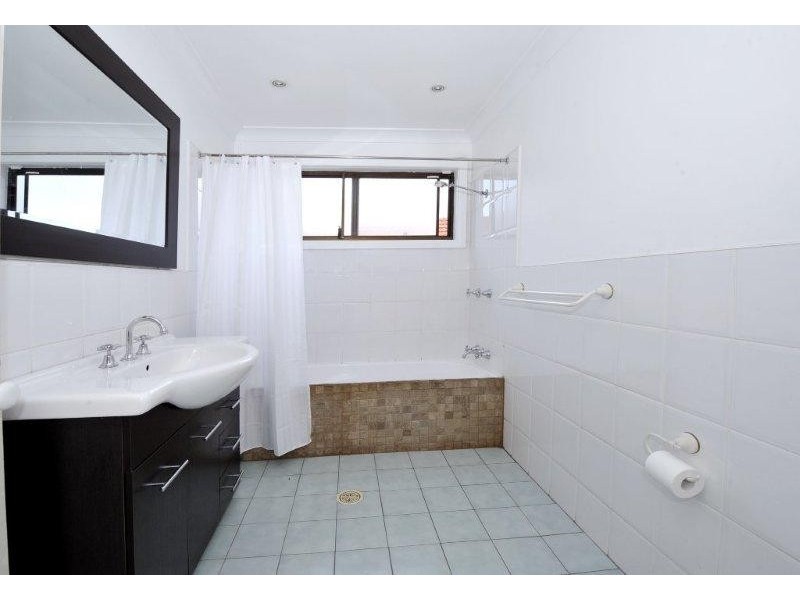 90 Stephen, Botany NSW 2019