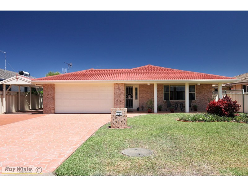 45 Amanda Crescent, Forster NSW 2428