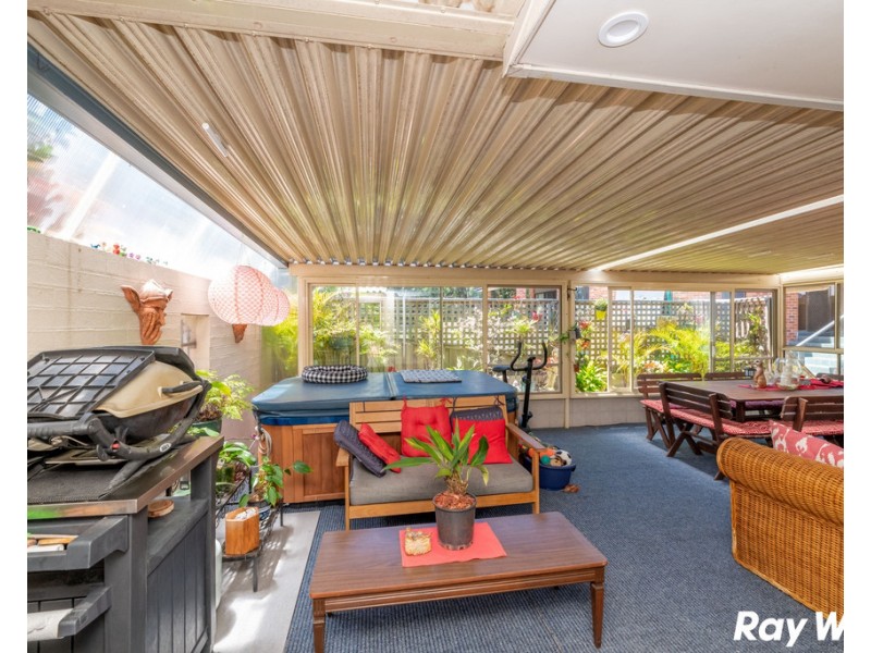 1/184 Kularoo Drive, Forster NSW 2428