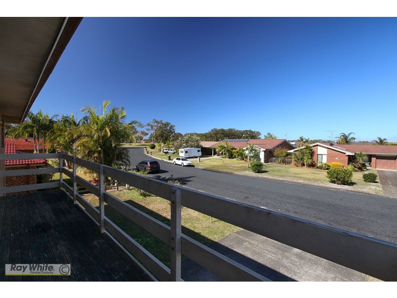 9 Kennewell Parade, Tuncurry NSW 2428