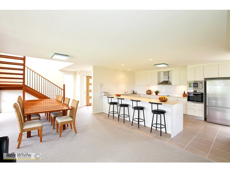 16 Torquay Circuit, Red Head NSW 2430