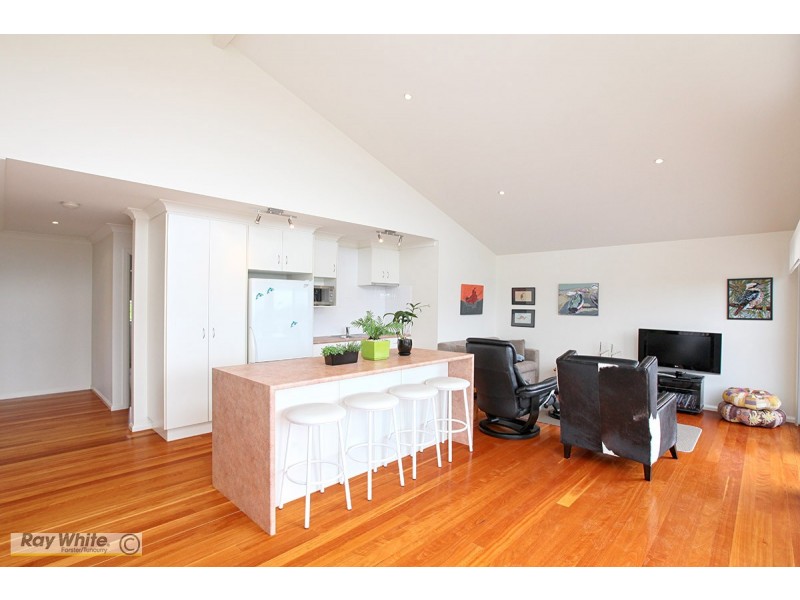 16 Torquay Circuit, Red Head NSW 2430