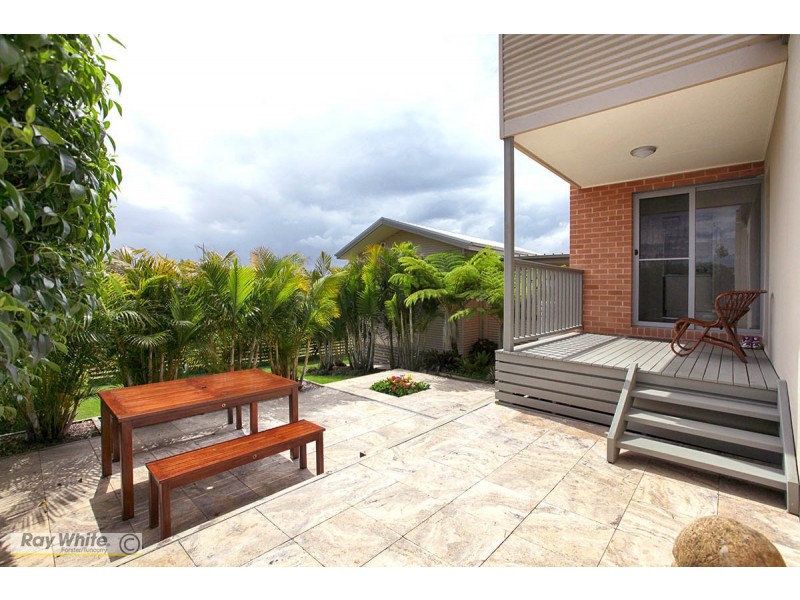 16 Torquay Circuit, Red Head NSW 2430