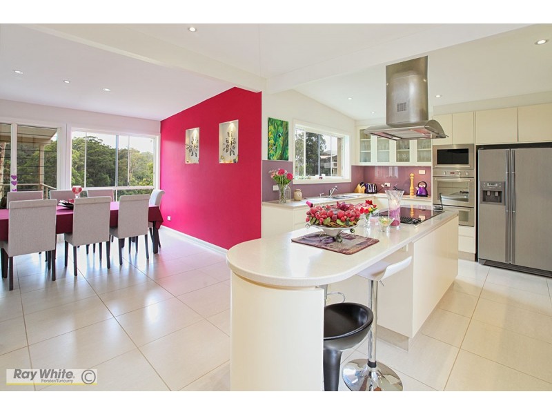 49 Hilltop Parkway, Tallwoods Village NSW 2430