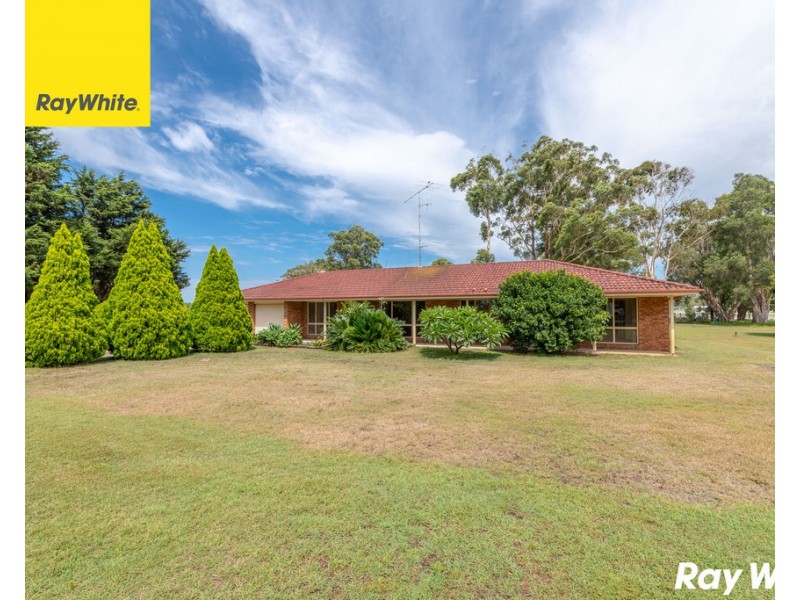 14 Tulloch Road, Tuncurry NSW 2428