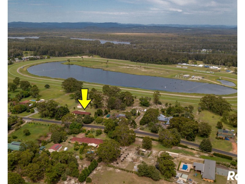 14 Tulloch Road, Tuncurry NSW 2428