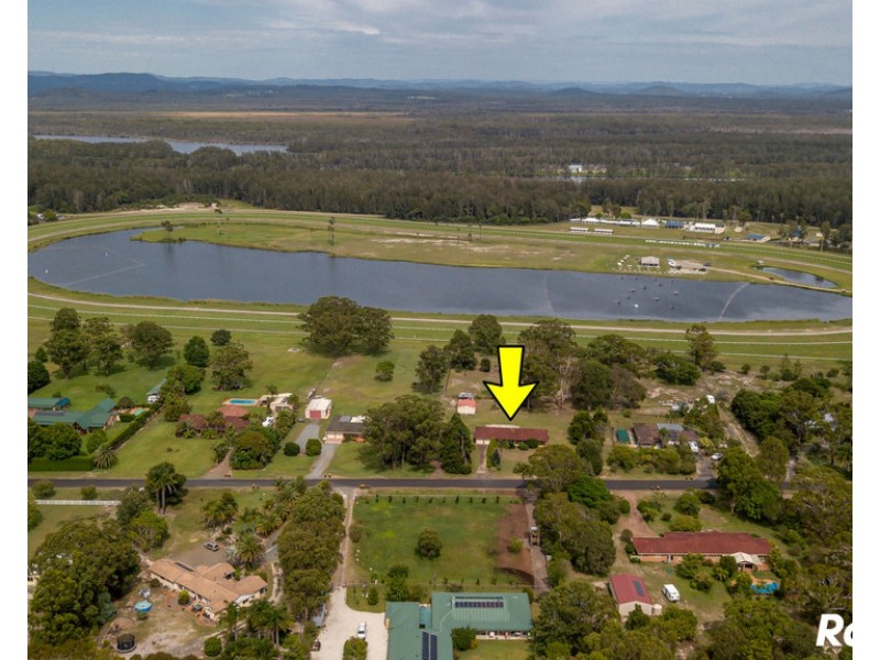 14 Tulloch Road, Tuncurry NSW 2428