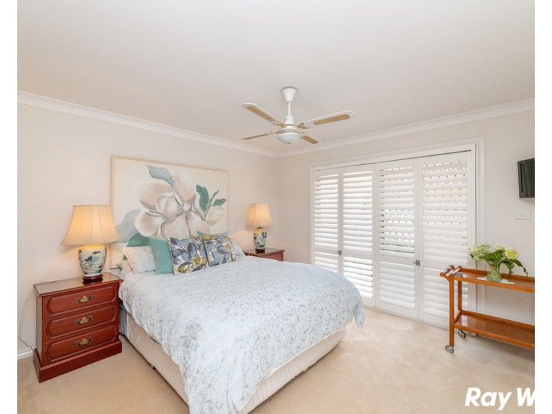 2/2 Commodore Place, Tuncurry NSW 2428