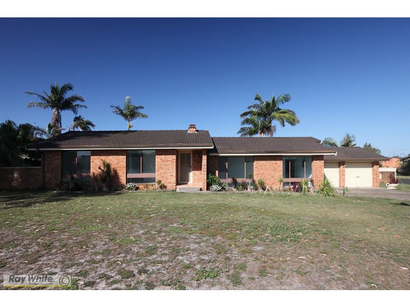 18 De Lore Crescent, Tuncurry NSW 2428