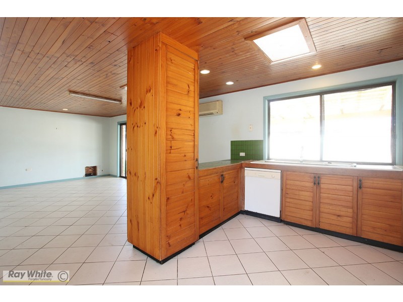 18 De Lore Crescent, Tuncurry NSW 2428