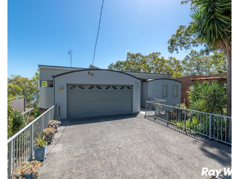 55 Green Point Drive, Green Point NSW 2428