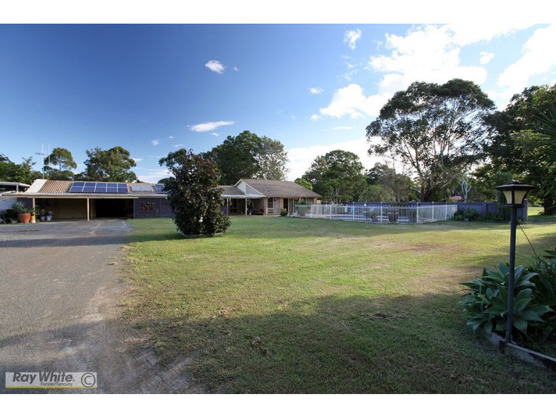 19 Tulloch Road, Tuncurry NSW 2428