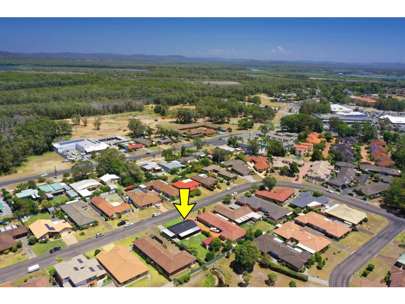52 Hind Avenue, Forster NSW 2428