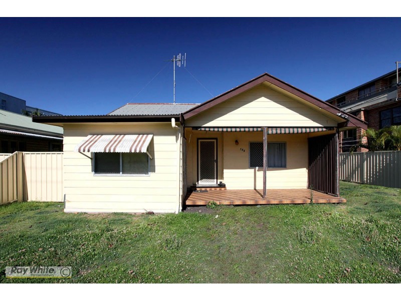 160 Little Street, Forster NSW 2428