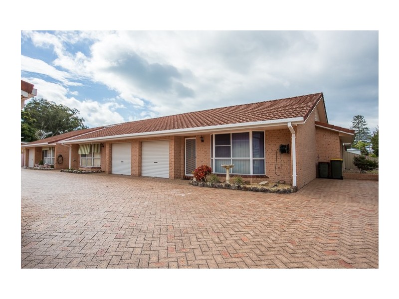 1/27 South Street, Tuncurry NSW 2428