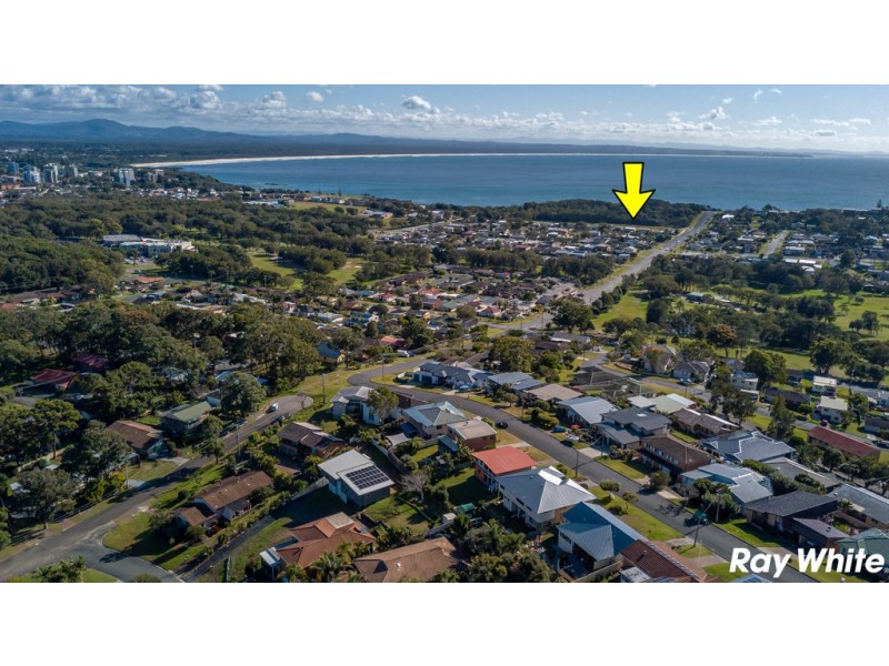 19 Elluisa Close, Forster NSW 2428