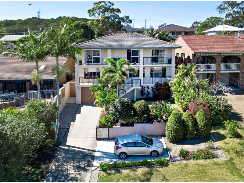 42 Divide Street, Forster NSW 2428