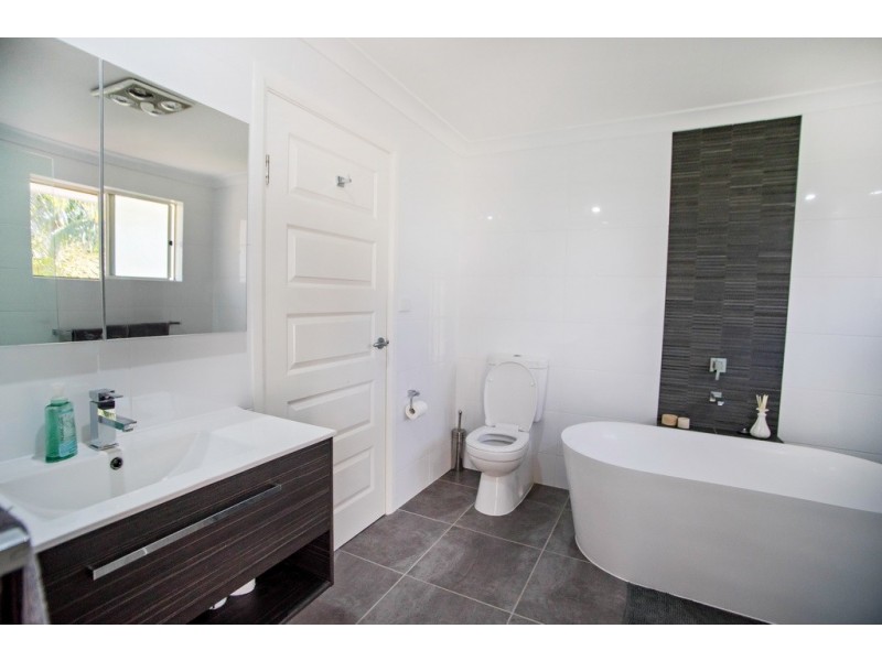 42 Divide Street, Forster NSW 2428
