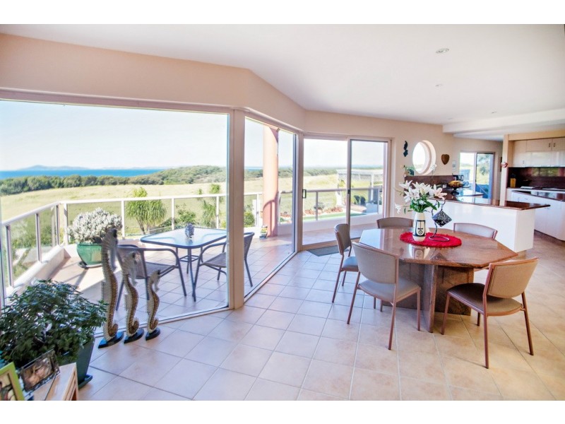 22 High Street, Black Head NSW 2430