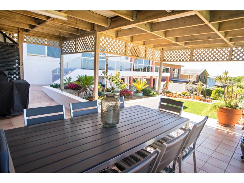 22 High Street, Black Head NSW 2430