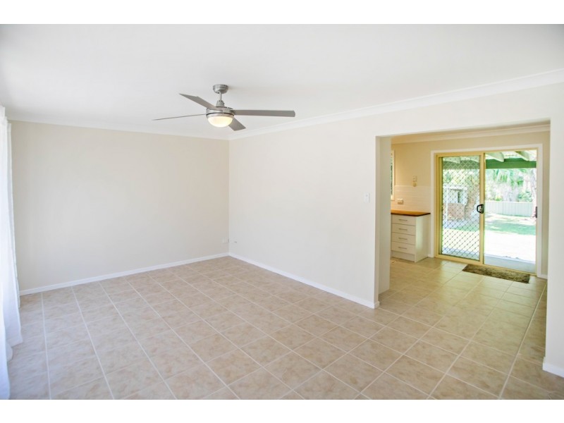 24 Seabreeze Parade, Green Point NSW 2428