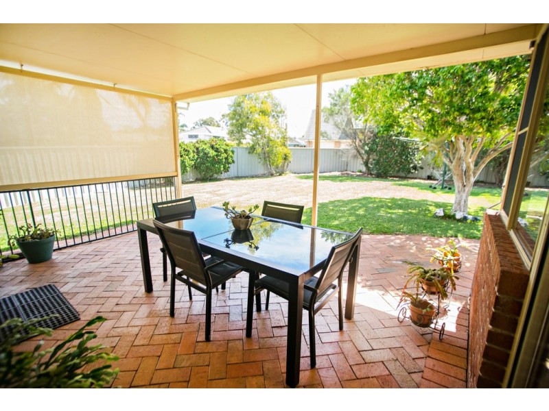 4 Greenview Close, Forster NSW 2428