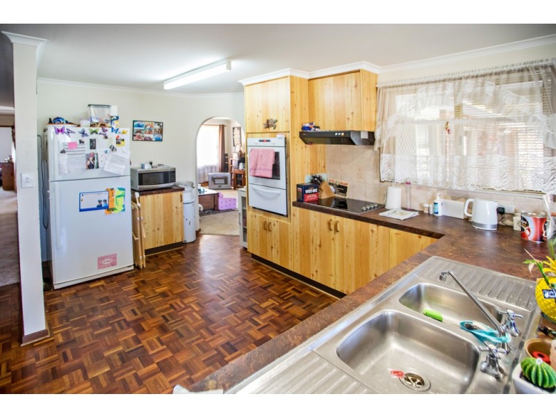 54 Mayers Drive, Tuncurry NSW 2428