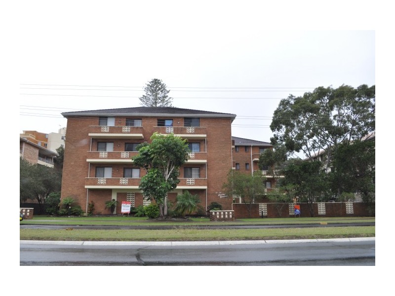 10/31-33 Head Street, Forster NSW 2428