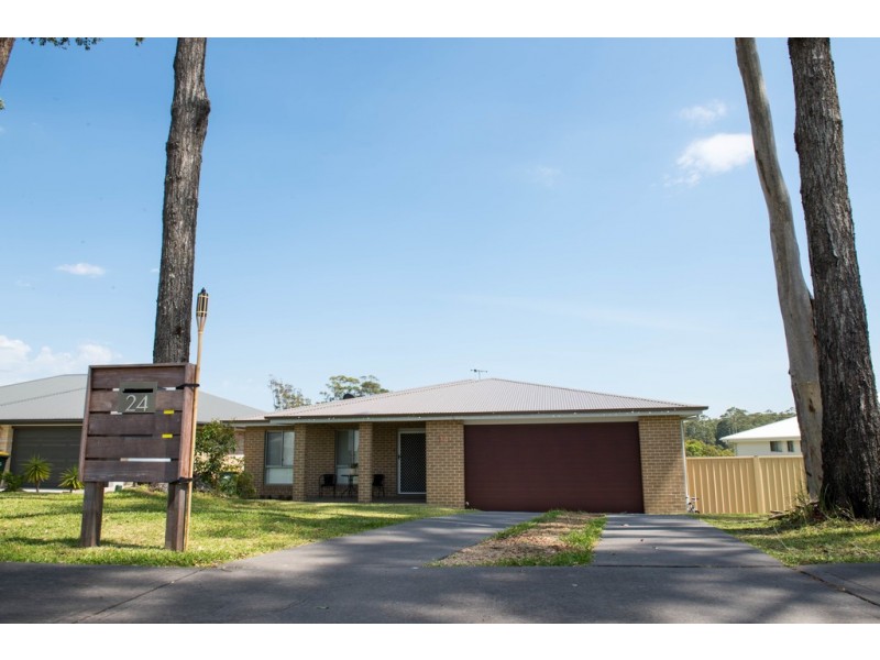 24 Eastern Valley Way, Tallwoods Village NSW 2430